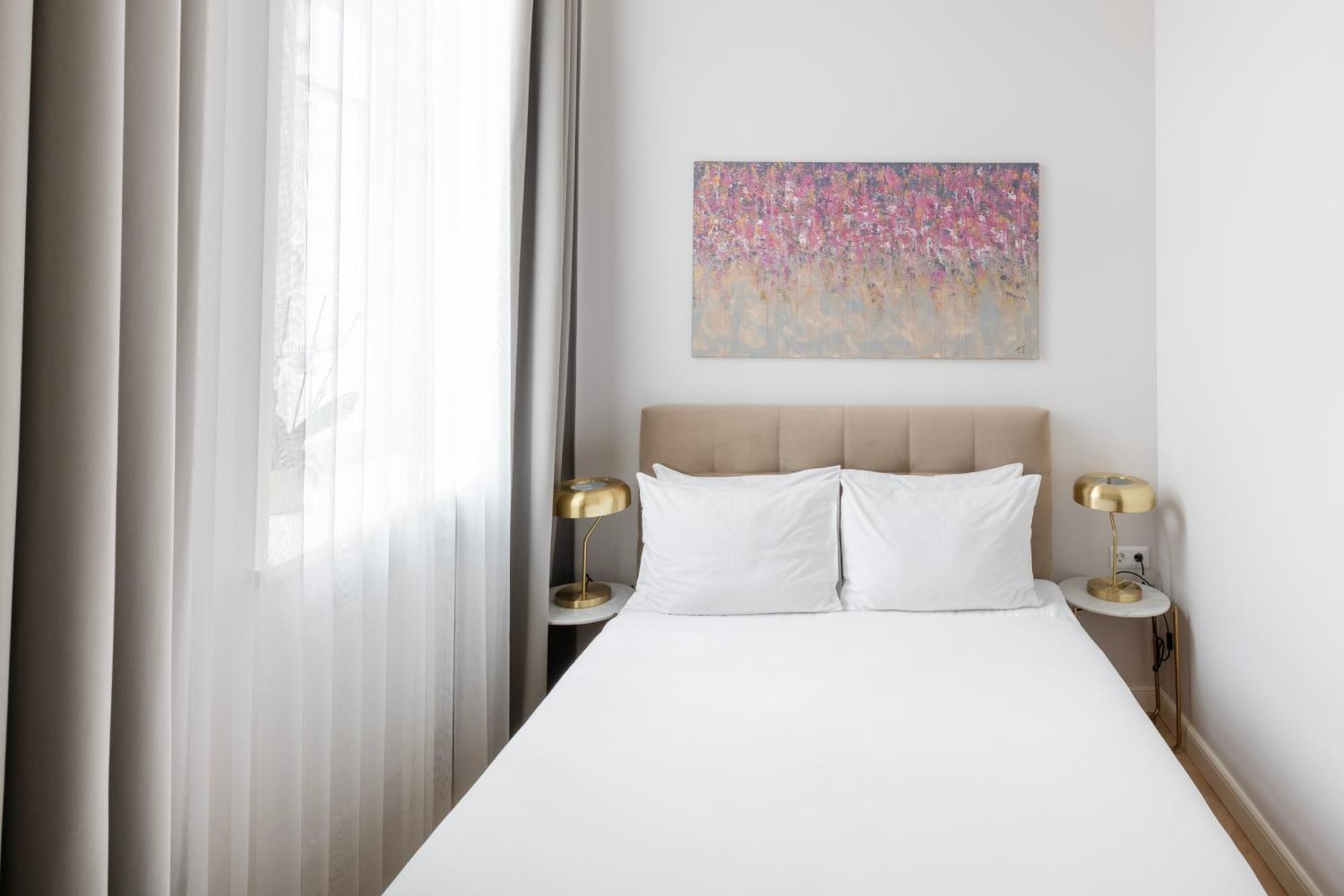 Grand Crown Aparthotel VNO Exterior foto